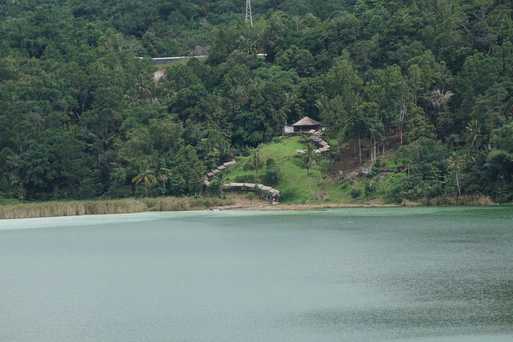 Green Lake Linow Hotel Tomohon ภายนอก รูปภาพ